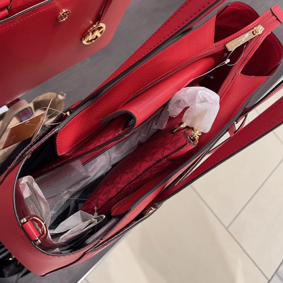 Michael Kors Maisie Large Pebbled Leather 3-in-1 Tote Bag - Picture 3 of 16